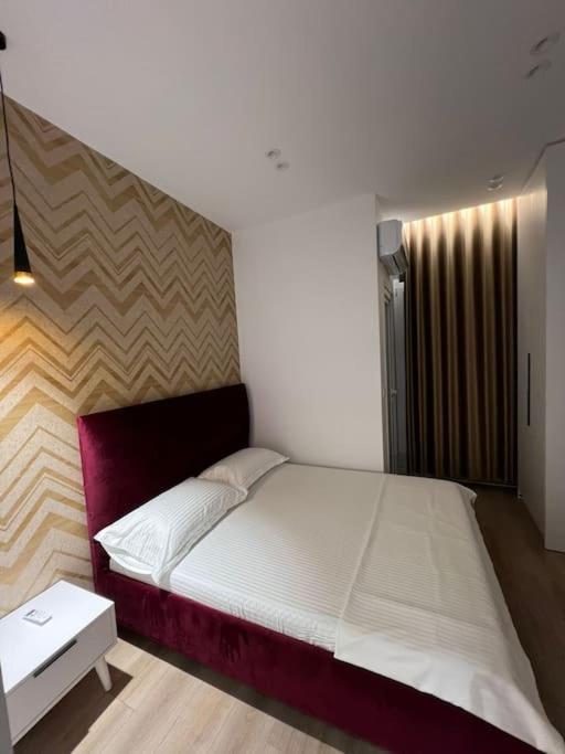 Spacious Apartment Ish-Blloku Area Tirana Zewnętrze zdjęcie